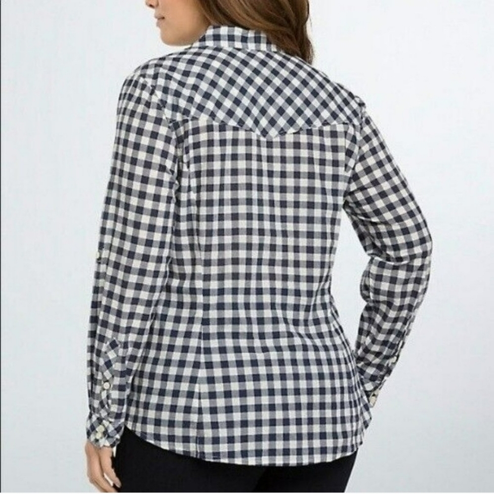 Torrid Navy Blue & White Plaid Buttons Up Blouse - Picture 2 of 12